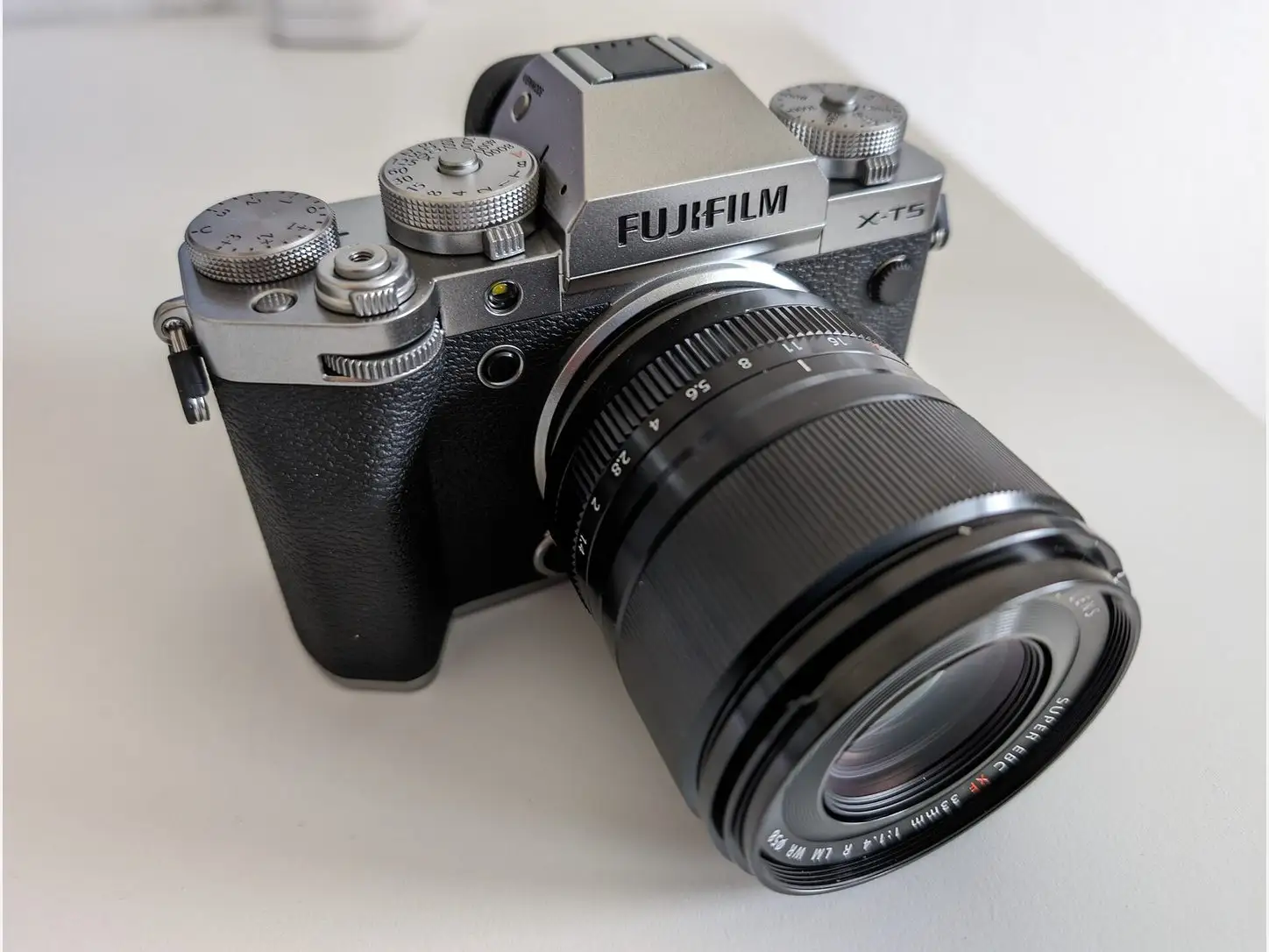 FUJIFILM X-T5 เงิน
