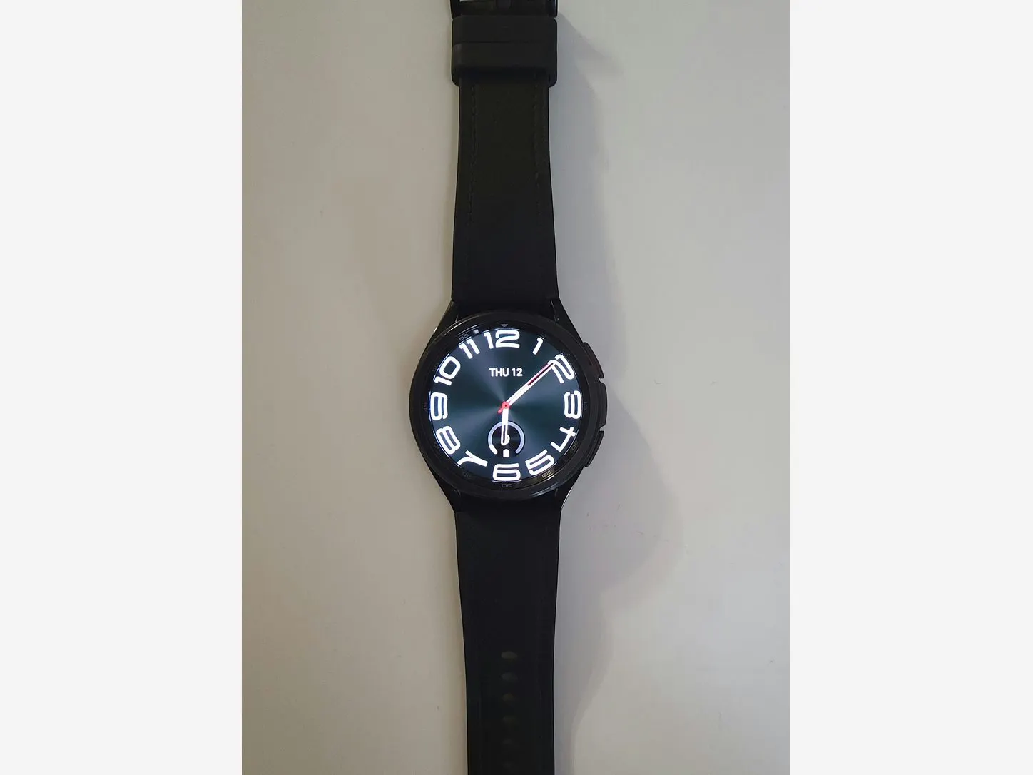 Samsung Galaxy Watch6 Classic ดำ มุมด้านหน้า
